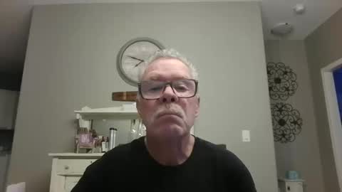 Snapshot of rodied chatting on 10.12.25 rodied online show from 10.12.25