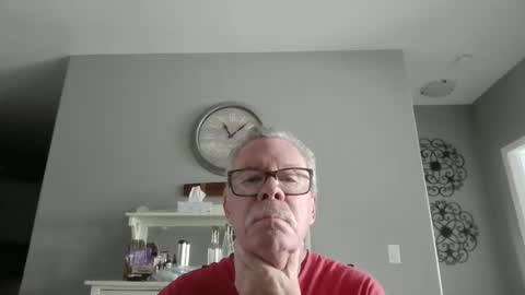 Snapshot of rodied chatting on 10.19.25 rodied online show from 10.19.25