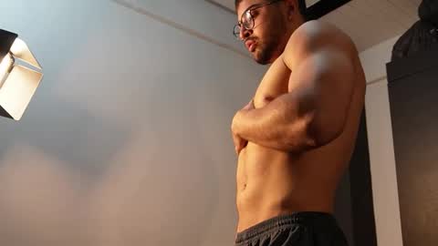 Roger Belmont online show from 09.14.25