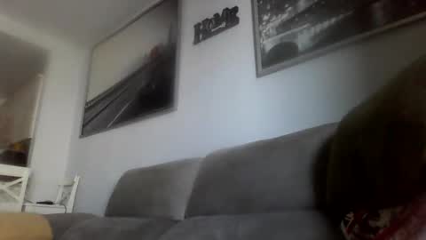 Snapshot of rogerbenid81 chatting on 05.14.26 rogerbenid81 online show from 05.14.26