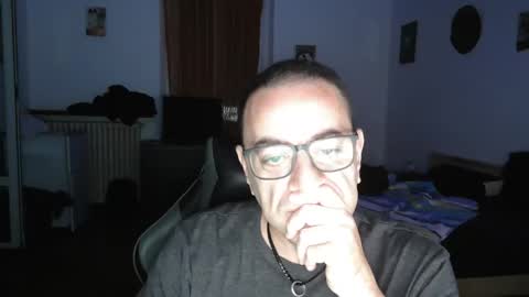 Snapshot of rogerrabbit2023 chatting on 09.21.25 rogerrabbit2023 online show from 09.21.25