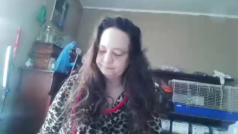 Snapshot of roisierios chatting on 01.26.25 Rosie Rios online show from 01.26.25