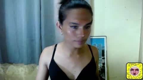 Snapshot of rojern_moorexxx chatting on 05.26.26 Call me. Love online show from 05.26.26