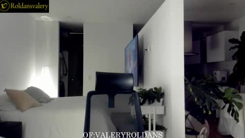 Valery Roldans online show from 11.07.25