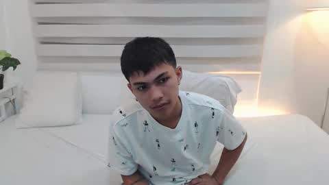 rolenzo18 online show from 03.17.26