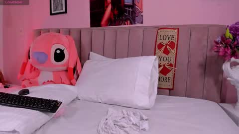 Marcela online show from 02.15.25