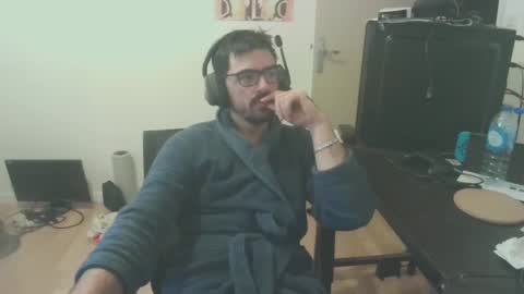 Snapshot of romainb72 chatting on 01.03.25 romainb72 online show from 01.03.25
