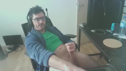 Snapshot of romainb72 chatting on 01.09.25 romainb72 online show from 01.09.25