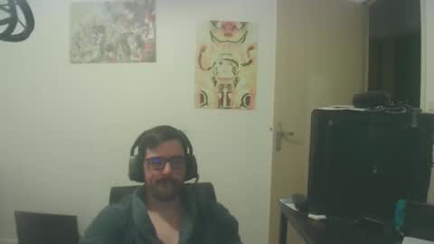 Snapshot of romainb72 chatting on 02.03.25 romainb72 online show from 02.03.25