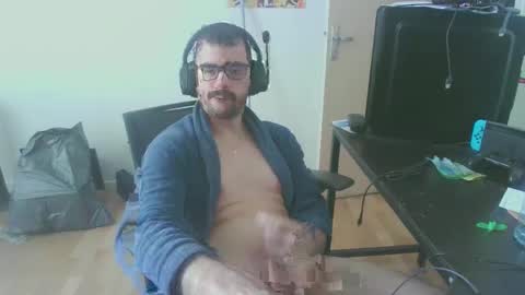 Snapshot of romainb72 chatting on 03.04.25 romainb72 online show from 03.04.25