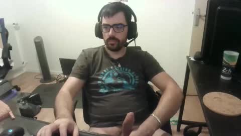 Snapshot of romainb72 chatting on 09.14.25 romainb72 online show from 09.14.25