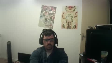 Snapshot of romainb72 chatting on 09.23.25 romainb72 online show from 09.23.25