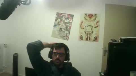 Snapshot of romainb72 chatting on 10.02.25 romainb72 online show from 10.02.25