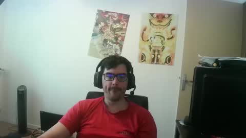 Snapshot of romainb72 chatting on 10.25.25 romainb72 online show from 10.25.25