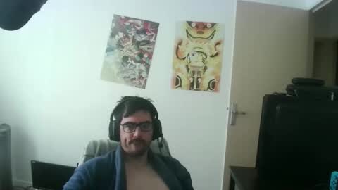 Snapshot of romainb72 chatting on 11.03.25 romainb72 online show from 11.03.25