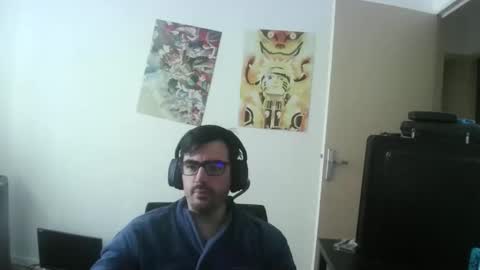 Snapshot of romainb72 chatting on 11.21.25 romainb72 online show from 11.21.25