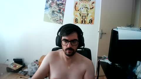 Snapshot of romainb72 chatting on 07.18.26 romainb72 online show from 07.18.26