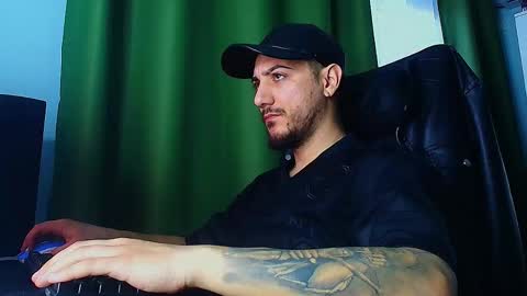 Snapshot of romaniamaster1 chatting on 02.17.26 romaniamaster1 online show from 02.17.26