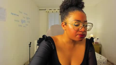 Is A Belle online show from 04.05.26