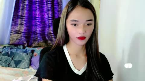 Snapshot of romanticslutxxx chatting on 12.05.24 empress online show from 12.05.24