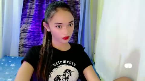 Snapshot of romanticslutxxx chatting on 12.08.24 empress online show from 12.08.24