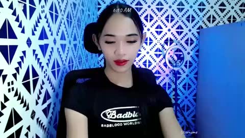 Snapshot of romanticslutxxx chatting on 02.19.25 empress online show from 02.19.25