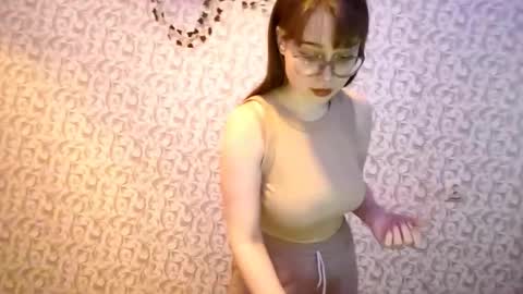 Alya online show from 11.21.25