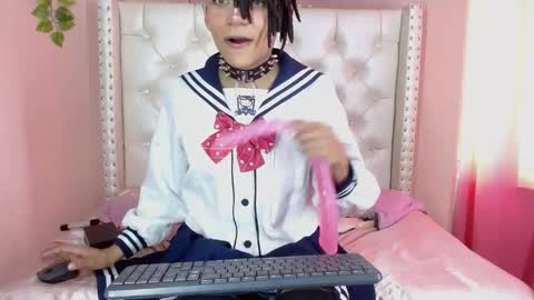 Snapshot of romeo_laurient chatting on 05.15.26 ROMEO online show from 05.15.26