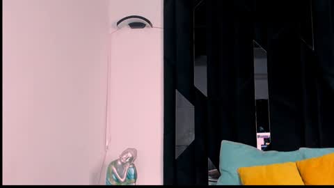 Snapshot of romeo_ricci1 chatting on 01.11.25 Romeo Ricci online show from 01.11.25