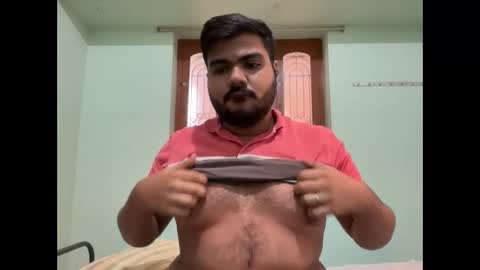 Romeo Sam online show from 11.26.25