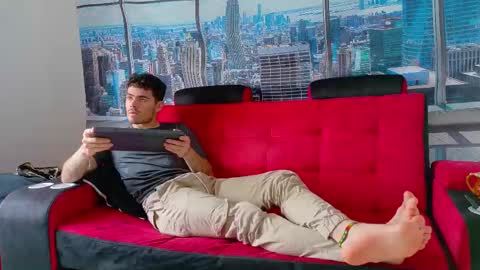 Snapshot of romeo_sexxx_ chatting on 03.04.25 romeo_sexxx_ online show from 03.04.25