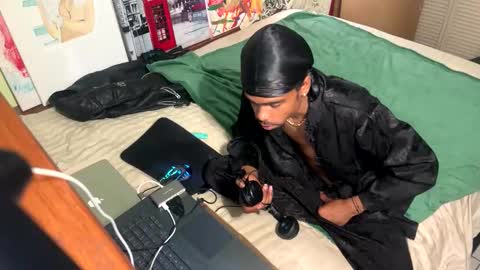 Snapshot of romeotyn chatting on 02.09.25 romeotyn online show from 02.09.25