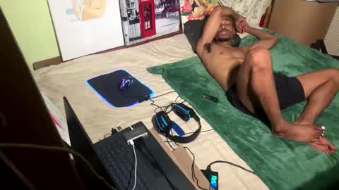 Snapshot of romeotyn chatting on 02.11.25 romeotyn online show from 02.11.25