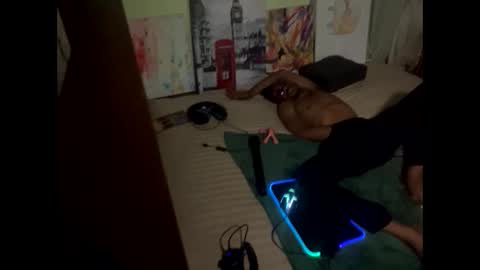 Snapshot of romeotyn chatting on 02.17.25 romeotyn online show from 02.17.25