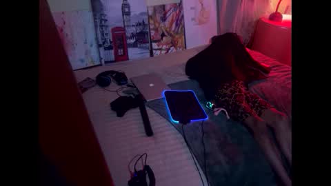 Snapshot of romeotyn chatting on 02.17.25 romeotyn online show from 02.17.25