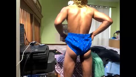 Snapshot of romeotyn chatting on 02.26.25 romeotyn online show from 02.26.25