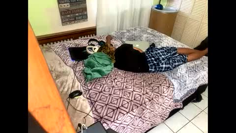 Snapshot of romeotyn chatting on 02.27.25 romeotyn online show from 02.27.25