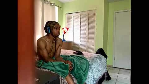 Snapshot of romeotyn chatting on 03.01.25 romeotyn online show from 03.01.25