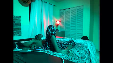 Snapshot of romeotyn chatting on 03.02.25 romeotyn online show from 03.02.25