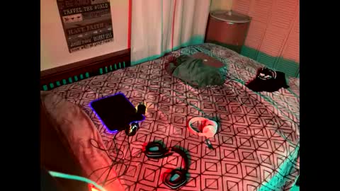 Snapshot of romeotyn chatting on 03.04.25 romeotyn online show from 03.04.25