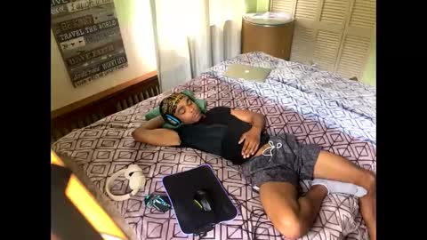 Snapshot of romeotyn chatting on 03.04.25 romeotyn online show from 03.04.25