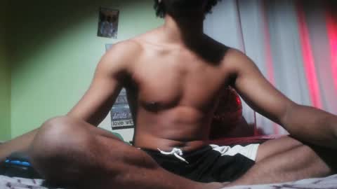 Snapshot of romeotyn chatting on 09.10.25 romeotyn online show from 09.10.25