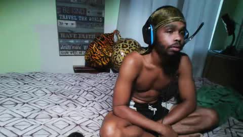 Snapshot of romeotyn chatting on 09.15.25 romeotyn online show from 09.15.25