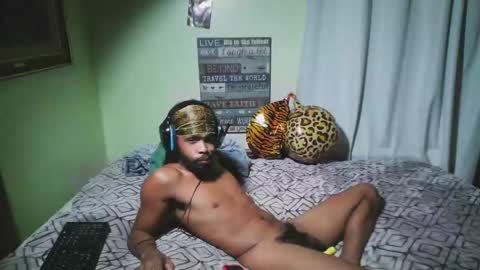 Snapshot of romeotyn chatting on 09.24.25 romeotyn online show from 09.24.25