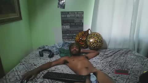 Snapshot of romeotyn chatting on 09.26.25 romeotyn online show from 09.26.25