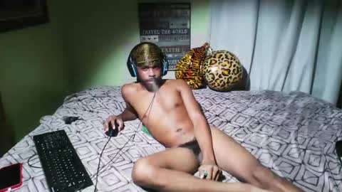 Snapshot of romeotyn chatting on 09.29.25 romeotyn online show from 09.29.25