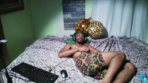 Snapshot of romeotyn chatting on 10.06.25 romeotyn online show from 10.06.25