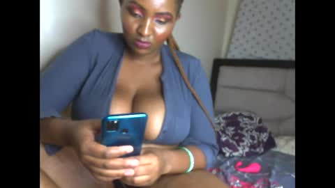 Snapshot of romina_26 chatting on 02.16.26 Romina 26 online show from 02.16.26