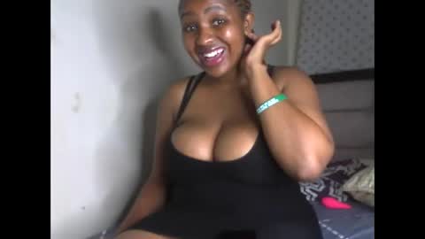 Snapshot of romina_26 chatting on 02.19.26 Romina 26 online show from 02.19.26