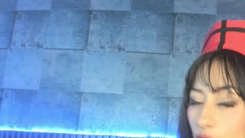Snapshot of rominnakonde chatting on 02.10.25 Rominna online show from 02.10.25